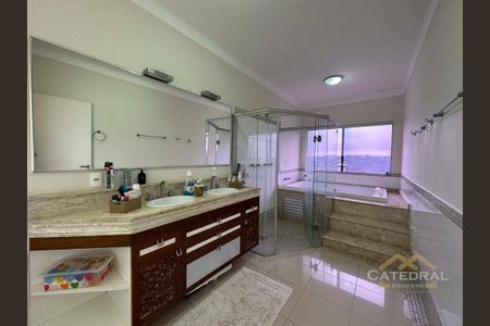 6_photo/94cf264ca1.9fde2b1beaf38236-ATLAS-aae1d092-6140-44c2-b5d2-7c2ea98cbb94.jpg de casa à venda com 5 quartos, 672m² em Vale Azul, Jundiaí