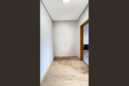 12_photo/94cf26598f.e78a3bff2ad56a74-ATLAS-d3bba50b-60b2-47f1-b33e-8c1944dd9588.jpg de casa à venda com 3 quartos, 245m² em Vila Rio Branco, Jundiaí