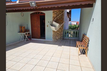 11_photo/94cf265b0d.7a69ff73eb43ff8d-ATLAS-0cb67518-eb8d-42ac-8f0f-ffe6c50f5993.jpg de casa à venda com 3 quartos, 218m² em Jardim Tarumã, Jundiaí