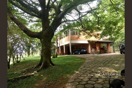 5_photo/94cf2660cd.9fde2b1beaf38236-ATLAS-bf57a867-39a8-4489-ad6d-bef7f9d33a7d.jpg de casa para alugar com 4 quartos, 451m² em Vila Liberdade, Jundiaí