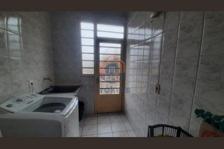 8_photo/94cf267119.9fde2b1beaf38236-ATLAS-833d9fb0-2e63-4d36-8616-dcf46530776b.jpg de casa à venda com 4 quartos, 151m² em Vila Galvão, Jundiaí