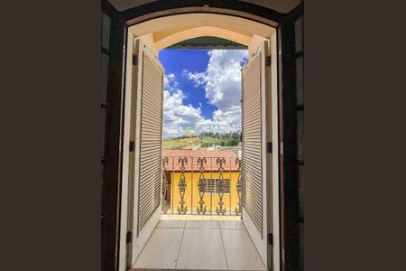 5_photo/94cf2674f7.4bd2615f33144f40-ATLAS-2fb2e478-2eda-40c0-b2a2-510e64f85c87.jpg de casa à venda com 4 quartos, 251m² em Jardim Florestal, Jundiaí