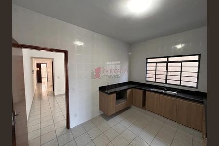 8_photo/94cf2676a9.f7b46fd9919be053-ATLAS-73f9f8aa-c612-4fee-9e53-9068fffd6cf0.jpg de casa à venda com 3 quartos, 196m² em Jardim Florestal, Jundiaí