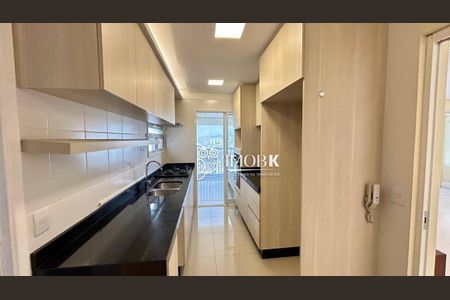 9_photo/94cf267ecd.d9b143d8dc689aa2-ATLAS-4b25ab9b-9f4c-48bb-8486-b2573b4f78e5.jpg de apartamento para alugar com 3 quartos, 166m² em Centro, Jundiaí