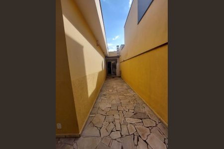 22_photo/94cf267f47.ceff8192393c33de-ATLAS-3d67d4f8-cb0e-4f4b-b94e-f772e04b72ee.jpg de casa para alugar com 3 quartos, 210m² em Jardim Morumbi, Jundiaí