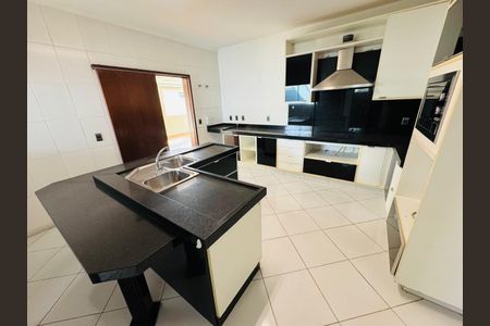 9_photo/94cf26870d.2f15d505e37c7ac5-ATLAS-ab2ed019-4f7e-4f0b-894d-9acfb24fa82d.jpg de casa à venda com 3 quartos, 333m² em Jardim Brasil, Jundiaí