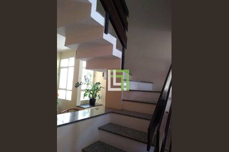 9_photo/94cf268831.adea7a1cd79bc600-ATLAS-9f628ecd-bc7a-4fae-be8c-349fd96e3547.jpg de casa à venda com 3 quartos, 259m² em Vila Arens, Jundiaí