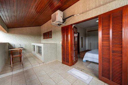 32_photo/94cf268a8d.c52980215569e6ee-ATLAS-f70ee017-aba3-4cdd-aedf-e641a6f1c9c9.jpg de casa à venda com 4 quartos, 296m² em Vila Liberdade, Jundiaí