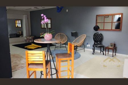 3_photo/94cf269457.2342ec483fbc0d97-ATLAS-67e03e75-8173-43e1-b980-c3a0fdce1c40.jpg de casa à venda com 6 quartos, 270m² em Aglomeração Urbana de Jundiaí, Jundiaí
