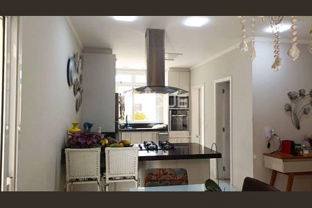 11_photo/94cf2695dd.6c5c93e045adfc60-ATLAS-256ad73a-eaf4-4e81-992f-8ac033379f28.jpg de casa à venda com 3 quartos, 220m² em Bela Vista, Jundiaí