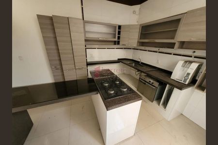 5_photo/94cf269675.af347c9732486112-ATLAS-218bcd7b-4ffb-4ee7-81de-eca5dd57eba7.jpg de casa para alugar com 4 quartos, 163m² em Bela Vista, Jundiaí