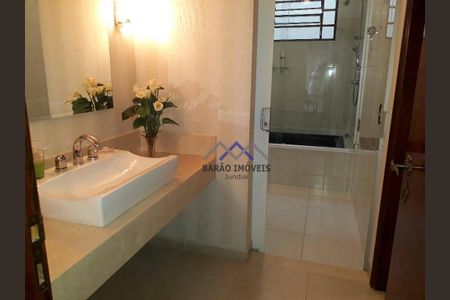 10_photo/94cf2698f7.01e58fe0f594459a-ATLAS-eb81e68b-b6a8-4fe0-bd3a-3016bc129c8f.jpg de casa à venda com 5 quartos, 300m² em Anhangabaú, Jundiaí