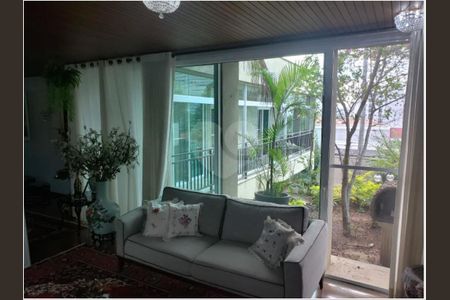 7_photo/94cf269da1.fbcd7a2e7ac63d93-ATLAS-df731e30-8861-4564-8da7-0f36f9065369.jpg de casa à venda com 3 quartos, 410m² em Jardim Ana Maria, Jundiaí