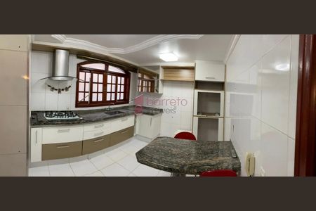 10_photo/94cf269f29.0473144d3f262afb-ATLAS-475fb1cb-563e-4db0-b8bb-d2b335f677eb.jpg de casa à venda com 4 quartos, 350m² em Jardim Santa Adelaide, Jundiaí