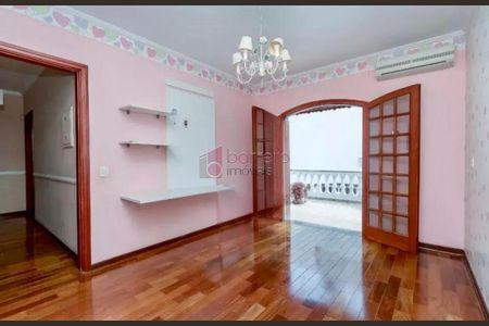 21_photo/94cf269f29.0473144d3f262afb-ATLAS-515bea21-9784-4666-8485-e5596237d8aa.jpg de casa à venda com 4 quartos, 350m² em Jardim Santa Adelaide, Jundiaí