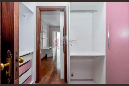 24_photo/94cf269f29.0473144d3f262afb-ATLAS-e8e2a5f9-17f5-4648-b4be-8d1db578dde2.jpg de casa à venda com 4 quartos, 350m² em Jardim Santa Adelaide, Jundiaí