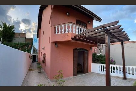 3_photo/94cf269f3b.d55b36f64ebf45c1-ATLAS-ba0e61e1-370d-4e2b-b4ad-140f277306ad.jpg de casa para alugar com 4 quartos, 642m² em Jardim Santa Adelaide, Jundiaí