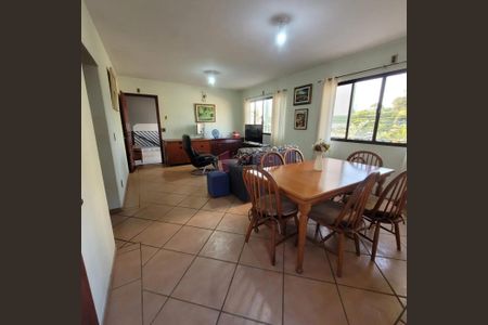 12_photo/94cf26a029.cff15ff7244b52b4-ATLAS-54574943-d1d6-4e58-bfab-737774e8e86e.jpg de casa à venda com 4 quartos, 303m² em Anhangabaú, Jundiaí