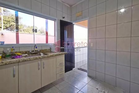 12_photo/94cf26a045.1ee954665fa22826-ATLAS-c420d0f6-a596-418d-9472-aa80e64bb7c7.jpg de casa à venda com 3 quartos, 221m² em Anhangabaú, Jundiaí