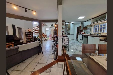 2_photo/94cf26a17b.646fae3a1fa4a2d8-ATLAS-51085d80-3944-49fb-92c9-ce16e69b3eae.jpg de casa à venda com 3 quartos, 239m² em Jardim Paulista II, Jundiaí