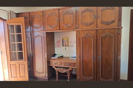 12_photo/94cf26a1c5.51cc70ea1b948618-ATLAS-bb0c5ffa-0e29-4d19-9fbb-3e3cf5c282b0.jpg de casa à venda com 4 quartos, 436m² em Anhangabaú, Jundiaí