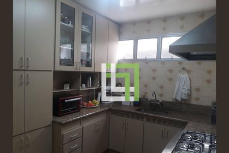 10_photo/94cf26a28f.526b8d0f117d2dc5-ATLAS-d2c1725b-414d-4cf5-85e4-57a92826a444.jpg de casa à venda com 4 quartos, 395m² em Jardim Paulista I, Jundiaí