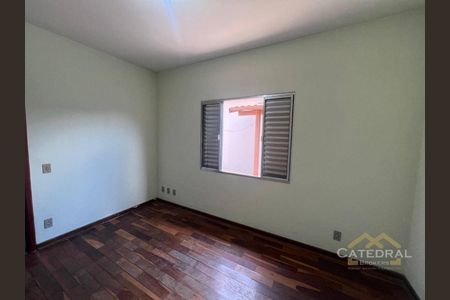 9_photo/94cf26a2d9.9fde2b1beaf38236-ATLAS-61a03325-60e9-4f7d-818a-1e27e0e072a0.jpg de casa à venda com 3 quartos, 303m² em Jardim Paulista I, Jundiaí