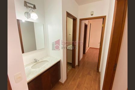 7_photo/94cf26b8b9.3c20d05746a6d1b7-ATLAS-2f4d19dc-4624-4a42-8657-79c34d255f62.jpg de casa à venda com 3 quartos, 232m² em Vila Vianelo, Jundiaí