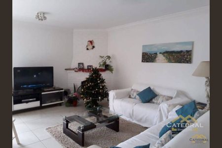 12_photo/94cf26ba6f.9fde2b1beaf38236-ATLAS-b2c66cd4-d3ee-4c0c-9a7e-01c86be8822d.jpg de casa para alugar com 3 quartos, 228m² em Jardim Messina, Jundiaí