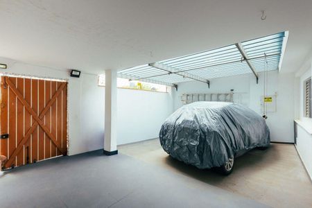 5_photo/94cf26bbb7.e5c1dbf3952ec410-ATLAS-eb4c028a-376d-4ecb-bcb6-8cb6871b6f36.jpg de casa à venda com 2 quartos, 120m² em Jardim Messina, Jundiaí