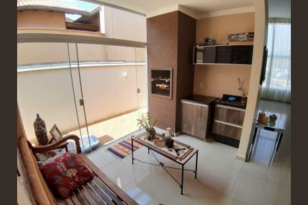 20_photo/94cf26bcb5.ceff8192393c33de-ATLAS-291c7297-a9eb-4685-b20c-4d2a9310d58a.jpg de casa à venda com 3 quartos, 130m² em Jardim Paulista I, Jundiaí