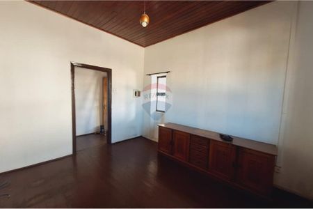 1_photo/94cf26bdb7.8cbbc6e43ead3576-ATLAS-4f95dc72-7212-45f8-bcb4-2ed199c19690.jpg de casa à venda com 1 quarto, 69m² em Bela Vista, Jundiaí