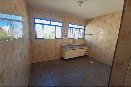 14_photo/94cf26bdb7.8cbbc6e43ead3576-ATLAS-a691f2e4-9225-4554-a292-b3ee339fc802.jpg de casa à venda com 1 quarto, 69m² em Bela Vista, Jundiaí