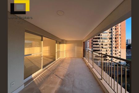 4_photo/94cf26bdbd.8071017870c8ee99-ATLAS-267438df-d6f3-4e5e-b416-a158f0ac4de7.jpg de apartamento à venda com 4 quartos, 175m² em Centro, Jundiaí