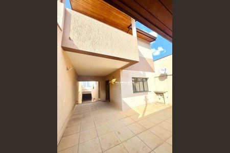 2_photo/94cf26be43.5f93ebf7d29e9928-ATLAS-5bd111b3-77c0-4e95-88d3-b3064149232c.jpg de casa à venda com 3 quartos, 240m² em Bela Vista, Jundiaí