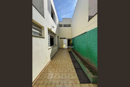 7_photo/94cf26c04f.0e31464603e10167-ATLAS-2cec7f0b-420c-4817-917a-7c2ce502b4b0.jpg de casa à venda com 3 quartos, 176m² em Vila Vianelo, Jundiaí