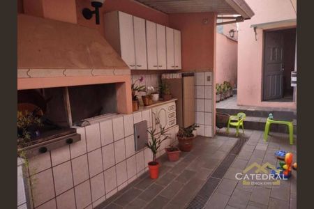 12_photo/94cf26c301.9fde2b1beaf38236-ATLAS-f2eab30d-9268-4876-a3dd-7aa09bd7809b.jpg de casa à venda com 2 quartos, 170m² em Vila Santa Rosa, Jundiaí