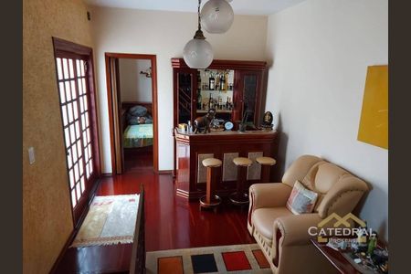 12_photo/94cf26c719.9fde2b1beaf38236-ATLAS-5345e6c6-1143-4fa4-9538-b2cb84edd93f.jpg de casa à venda com 3 quartos, 197m² em Vila Progresso, Jundiaí