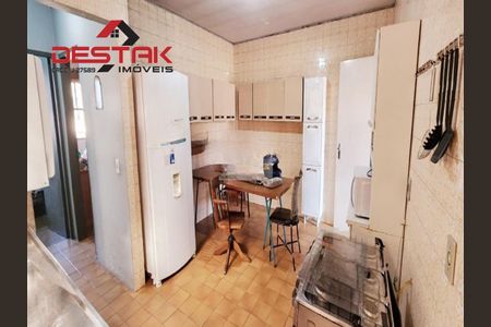 9_photo/94cf26ca31.8cbbc6e43ead3576-ATLAS-3bb26ebf-f3ec-4540-ad9c-9dc6f17eeeef.jpg de casa à venda com 2 quartos, 200m² em Vila Helena, Jundiaí