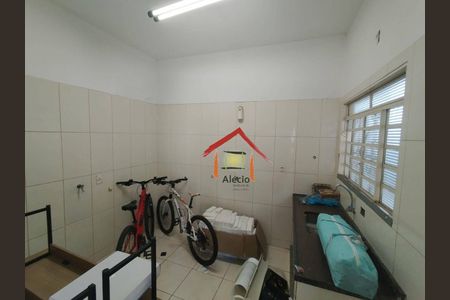 99_photo/94cf26cb97.c3e4b71d7d5b68de-ATLAS-a35ec4eb-b794-4a19-9445-eafbb939bd23.jpg de casa para alugar com 3 quartos, 240m² em Vila Manfredi, Jundiaí