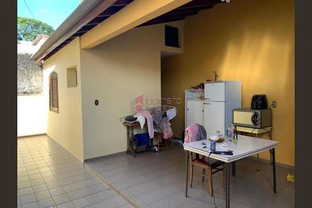 7_photo/94cf26cef3.98aa73114e05fd3e-ATLAS-36d62a02-3eff-4d4a-a261-2e610f558e83.jpg de casa à venda com 3 quartos, 249m² em Vila Isabel Eber, Jundiaí