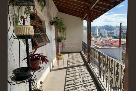 10_photo/94cf26cef3.98aa73114e05fd3e-ATLAS-ee806597-ae66-422e-b7e0-371792ef97e2.jpg de casa à venda com 3 quartos, 249m² em Vila Isabel Eber, Jundiaí