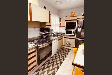 9_photo/94cf26cef9.71d57c28792d37c8-ATLAS-ed972896-4dfa-4d4b-85f5-8c3122676f4b.jpg de casa para alugar com 3 quartos, 450m² em Vila Isabel Eber, Jundiaí