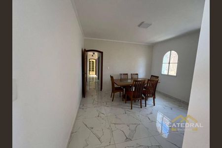 2_photo/94cf26cff3.9fde2b1beaf38236-ATLAS-1134e60b-98e5-4d34-b111-0caf403609ae.jpg de casa à venda com 3 quartos, 396m² em Vila Arens II, Jundiaí