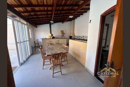 10_photo/94cf26cff3.9fde2b1beaf38236-ATLAS-880b24cb-e762-4b7f-a115-b5a1344aa537.jpg de casa à venda com 3 quartos, 396m² em Vila Arens II, Jundiaí