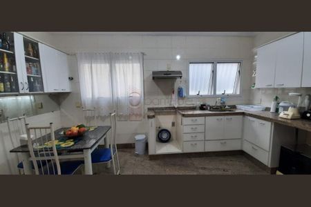 6_photo/94cf26d28f.f38e38137a2159e3-ATLAS-e578c7a4-ebbc-40be-b2e4-d3d666e12f41.jpg de casa à venda com 3 quartos, 302m² em Jardim Merci I, Jundiaí