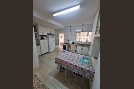 2_photo/94cf26d2c7.cbbfd4a03055828f-ATLAS-0fdffa44-e746-441f-ad30-740fc2907095.jpg de casa à venda com 4 quartos, 235m² em Jardim Merci I, Jundiaí