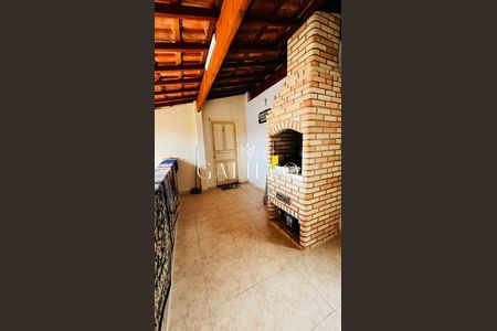 8_photo/94cf26df8b.9a54faa83c3e471c-ATLAS-524f9ef6-2f35-4579-8f5a-12a8f97614ef.jpg de casa à venda com 3 quartos, 167m² em Jardim Pacaembu, Jundiaí