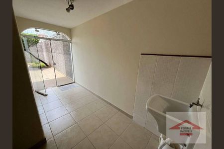 18_photo/94cf26e6db.2bea4a0de6d30832-ATLAS-b7fe035f-b163-497a-8d08-ea5a5a23cafb.jpg de casa à venda com 3 quartos, 214m² em Ponte Sao Joao, Jundiaí