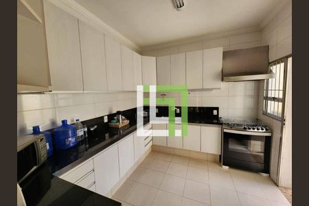 6_photo/94cf26f10f.cb4a3f4e1d4d223a-ATLAS-c4a11570-a2a2-479e-88b5-71afa2d85272.jpg de casa à venda com 3 quartos, 185m² em Vila Graff, Jundiaí